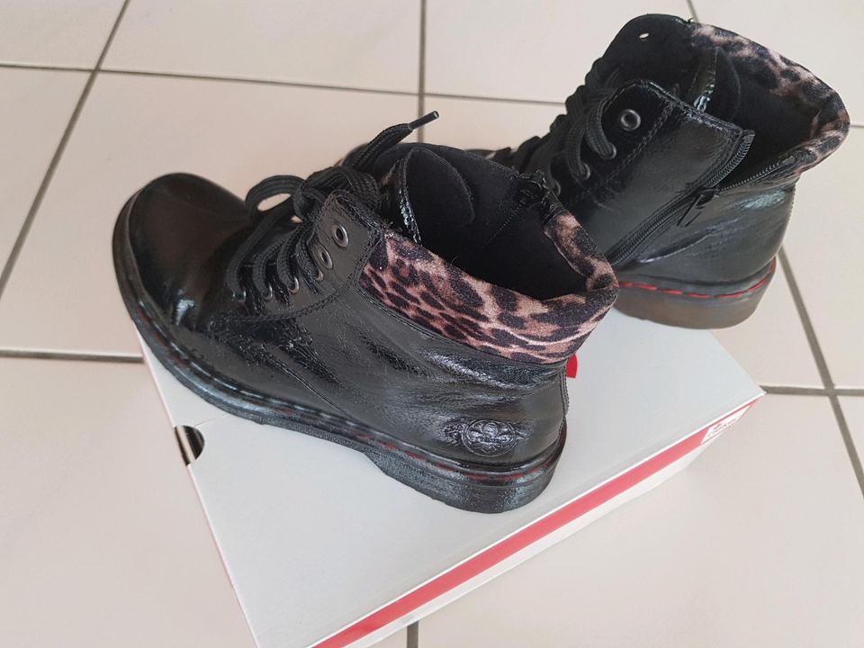 Rieker Biker Schnür Boots schwarz Mettalic Lack Leoprint Gr. 40. in  Saarbrücken - St Johann | eBay Kleinanzeigen ist jetzt Kleinanzeigen