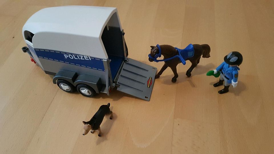 Playmobil Polizei Reiterstaffel in Ratingen