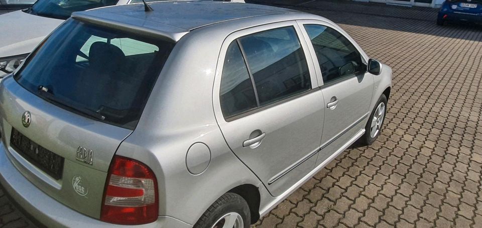 Skoda Fabia Ambiente mit Klimaanlage in Dresden