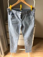 Stretchhose in Helblau/Graublau Jeansschnitt Gr. 42 Hessen - Hattersheim am Main Vorschau