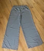 Schwarz-weiß gestreifte Hose mit weitem Bein /Culottes Gr. S-tall Thüringen - Suhl Vorschau