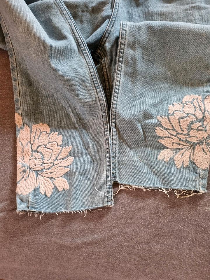 Jeans mit muster in Adelebsen