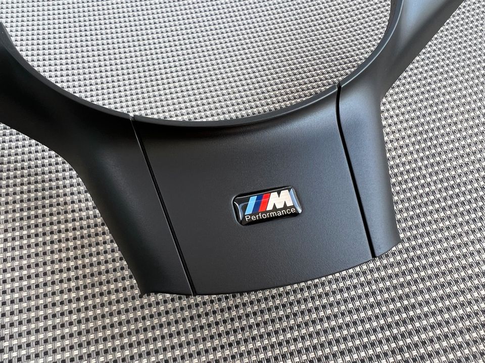 BMW M Performance Aufkleber Emblem Lenkrad Felgen M2 M3 M4 M5 M6 in Sindelfingen