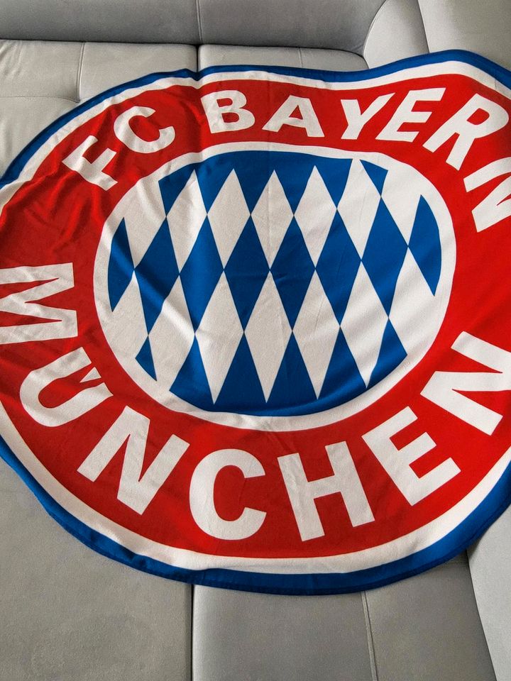 Bayern München Paket in Schwanebeck