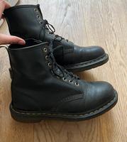 Dr. Martens Stiefel Altona - Hamburg Ottensen Vorschau
