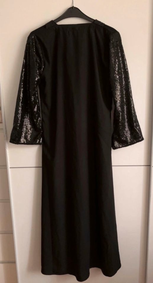 Abaya Kleid, arabisch, schwarz, Pailletten Ärmel in Dortmund