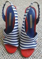 Blau-Weiß-Rote elegante Sandalette Gr. 37, Buffalo London Berlin - Hohenschönhausen Vorschau