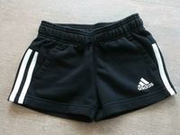 Mädchen Trainingsshorts *Adidas* / Shorts  //  Größe 128 Nordrhein-Westfalen - Delbrück Vorschau