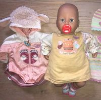 Baby Annabell 43cm Puppe mit Kleid und Tragesitz Nordrhein-Westfalen - Wülfrath Vorschau