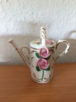 Giesskanne Kanne verziert Rosen Vase weiss Porzellan Karl Klette Nordrhein-Westfalen - Willich Vorschau