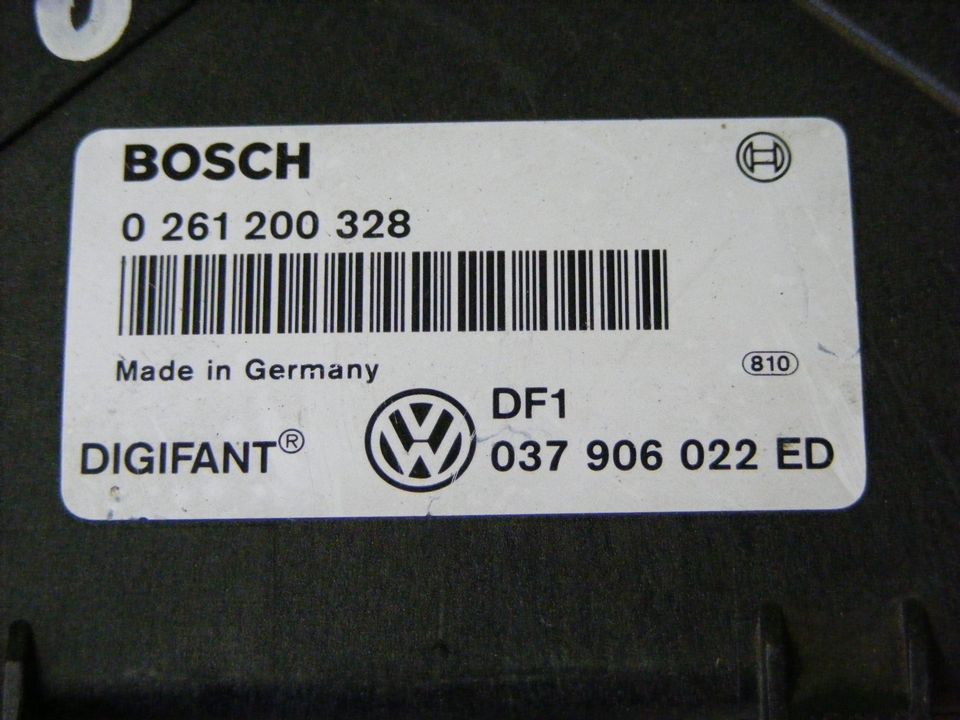 VW Passat 35i 2.0l 8V 2E Motor Steuergerät Bosch 0261200328 in Bottrop