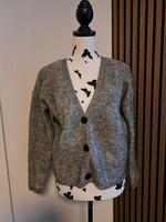 object Strickjacke s/m Niedersachsen - Ostrhauderfehn Vorschau