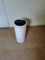 Brabantia Touch Bin Mülleimer in Weiß, Gebraucht mit Delle Hessen - Kassel Vorschau