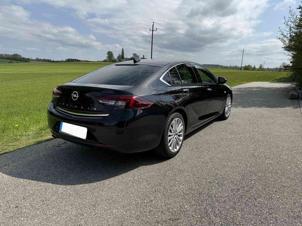 Opel Insignia Grand Sport Business Innovation ÖSTERREICH in Neuhaus am Inn