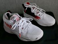 Adidas Dame 8 Time Basketballschuh Gr.36 2/3   GY2908 Sachsen-Anhalt - Salzwedel Vorschau