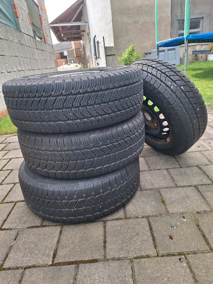 Winterreifen Semperit 215/65 R 16 C inkl. Stahlfelgen in Burgheim