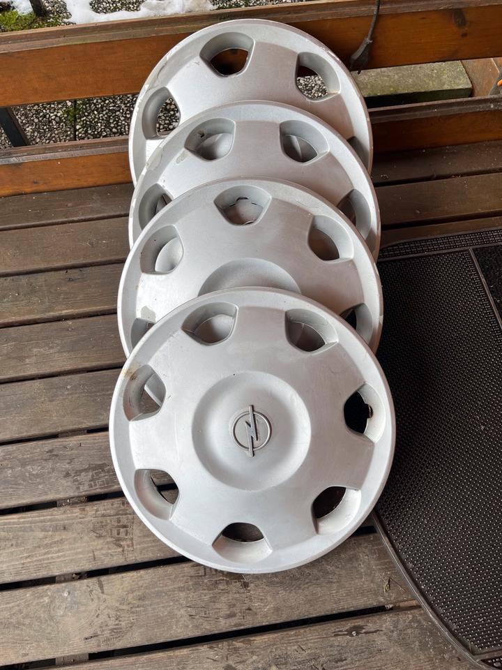 4x Radkappen für Original Opel Corsa c tigra meriva 14 Zoll in Olpe