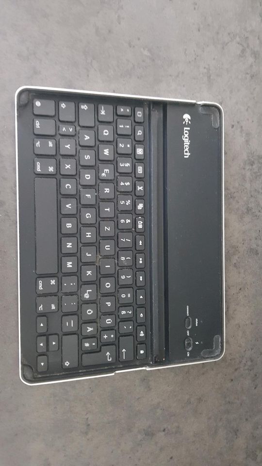 I pad 2 + Tasche + Tastatur in Kellinghusen