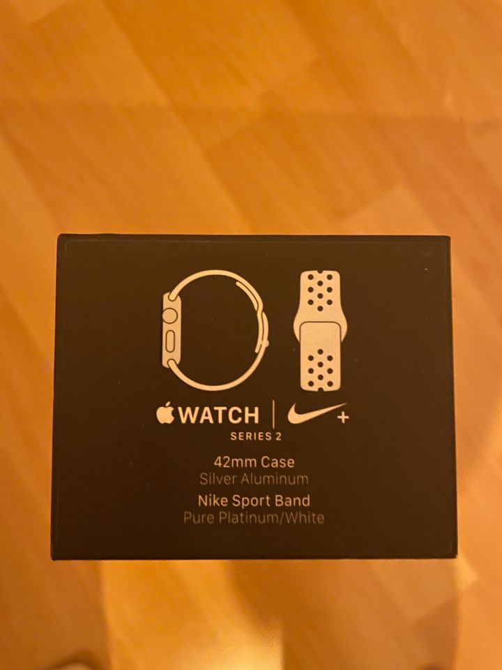 Apple Watch 2te generation, preis verhandelbar in Frankfurt am Main
