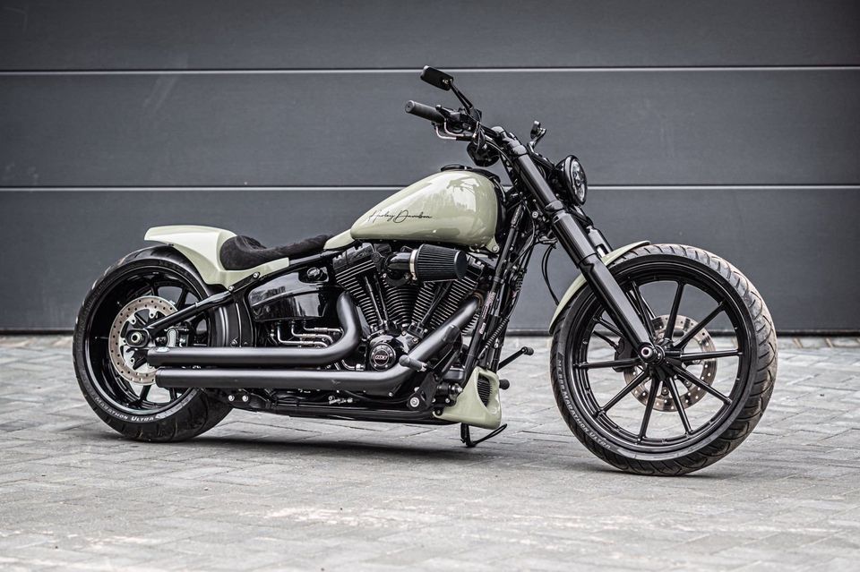 Harley Davidson Breakout 103 Porsche Abs V&H 1HD in Otzberg