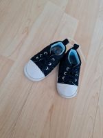 Schuhe Sterne etwa Gr 18 Babyschuhe Hessen - Ortenberg Vorschau