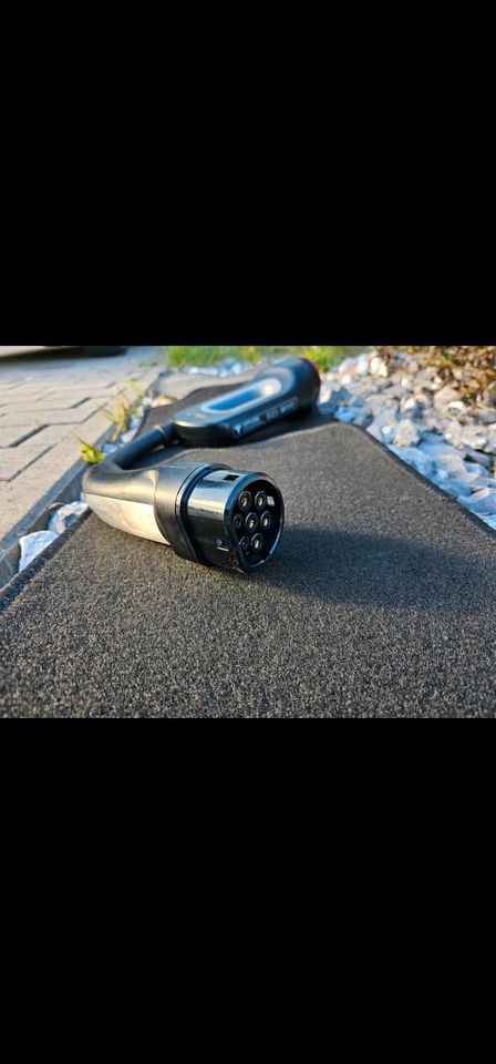 Tesla CHAdeMO-Adapter / Typ-2 Stecker EU in Sinsheim