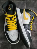 Air Jordan 1 Mid "White Pollen Black" 554724-177 in Gr. 43 Bielefeld - Brackwede Vorschau