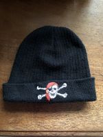 Mütze schwarz Pirat Strickmütze Beanie one size Wandsbek - Hamburg Bergstedt Vorschau