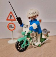 PLAYMOBIL 3572 Polizist Motorrad Streife Vintage Spielzeug Police Stuttgart - Sillenbuch Vorschau