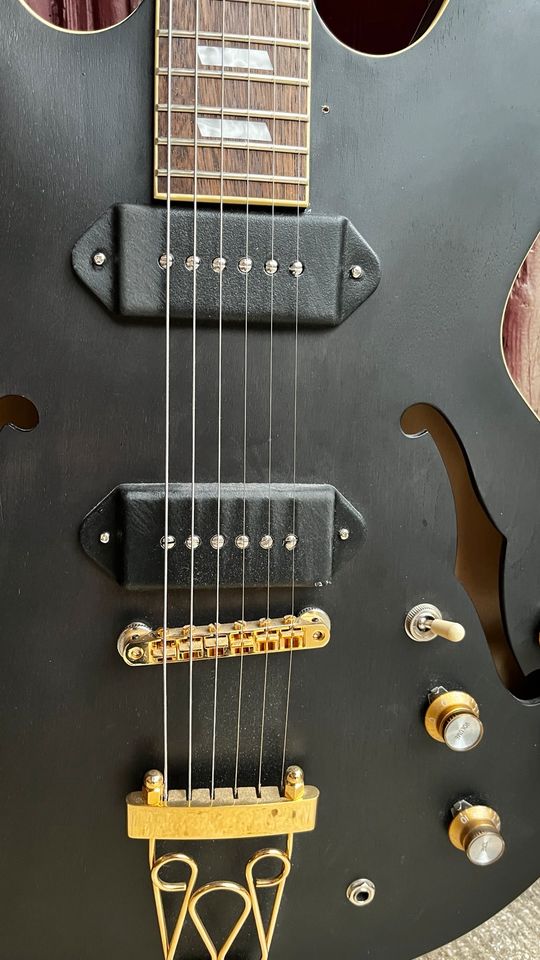 Epiphone Casino - Worn Ebony - Hollowbody in Weidhausen