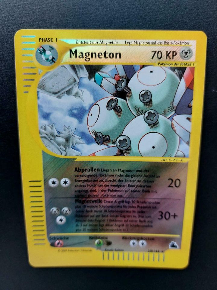 Pokemon Karte Magneton Reverse Holo Skyridge Set Near Mint in Schriesheim