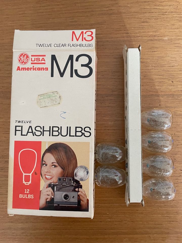 6 Flashbulbs Blitzbirne M3 USA Americana General Electrics in Trier