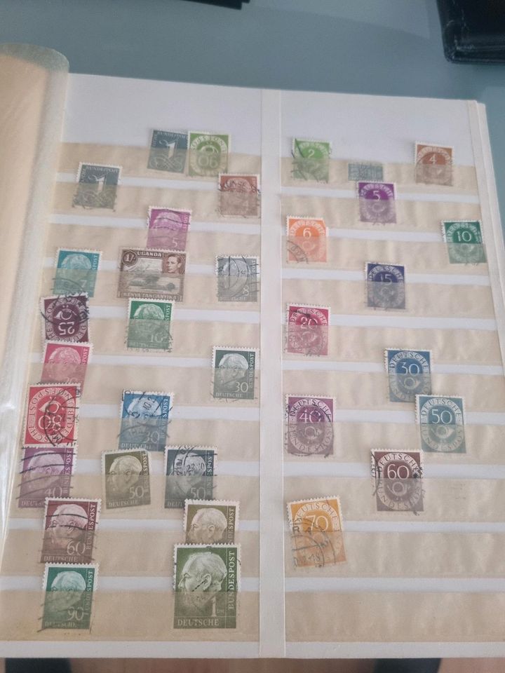 Sammeln Briefmarken. in Unna