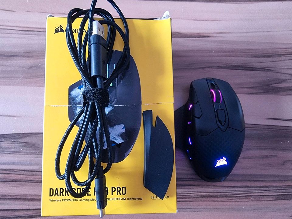 Dark Core RGB Pro wireless Gaming Mouse mit Restgarantie in Waldbrunn