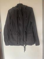 H&M Jacke Gr.36 Nordrhein-Westfalen - Windeck Vorschau