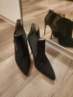 Hochhackige Stiefeletten von Buffalo, schwarz Gold, 38 Sachsen - Chemnitz Vorschau