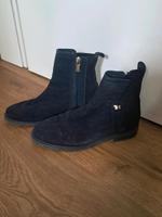 Stiefeletten Tommy Hilfiger Größe 39 sehr guter Zustand Hessen - Zierenberg Vorschau