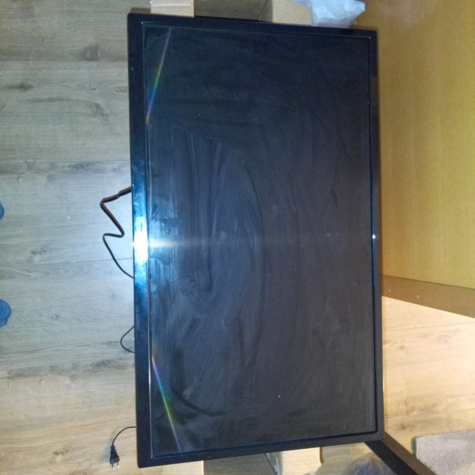 LED TV 32 Zoll in Stolberg (Rhld)