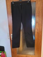 Hose von Gerry Weber Gr. 42 schwarz Bayern - Münchberg Vorschau