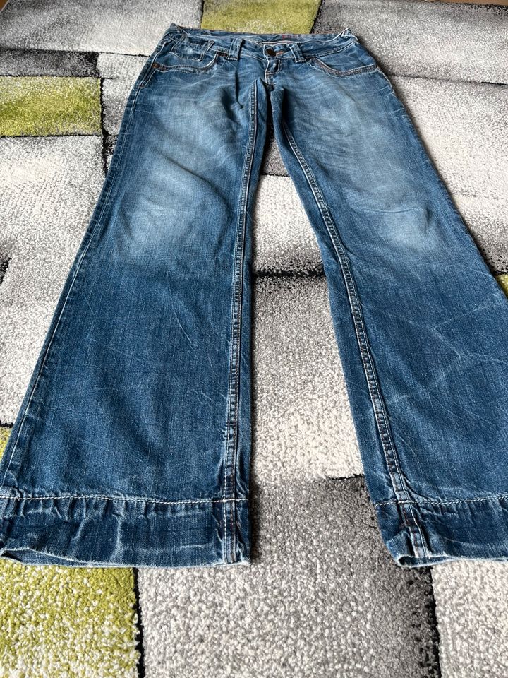 herrliche Cross Jeans Estella 27 (36 /38) Baggy wide leg Flared in Kruft