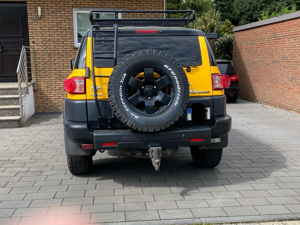 Toyota Fj Cruiser 4.0 LPG in Mülheim (Ruhr)