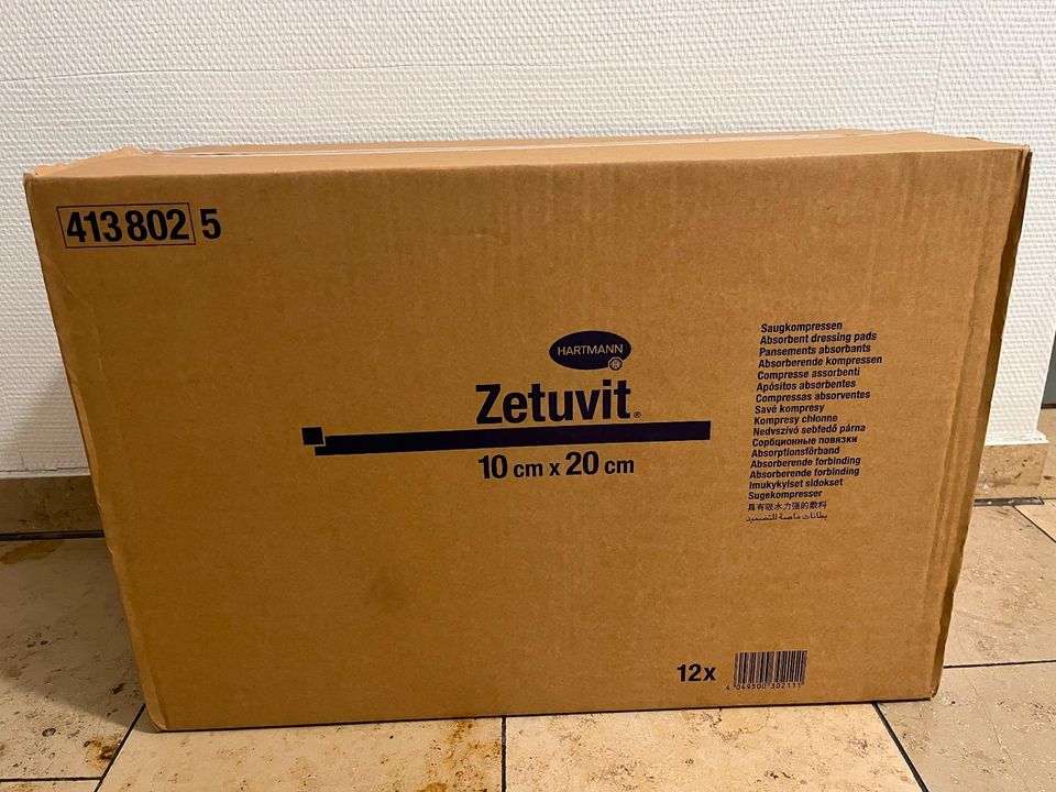 Zetuvit 10 x 20 cm- Saugkompressen (abgelaufen) in Ebelsbach