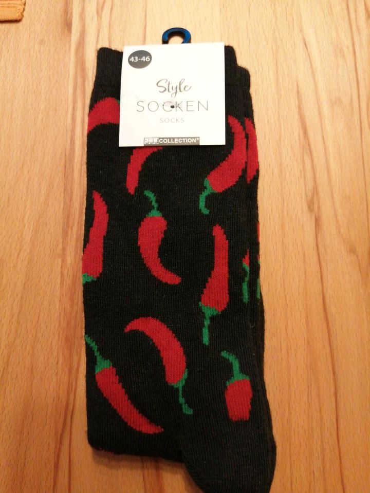 Chilischote Socken, Unisex, Weihnachten, Wichteln Geschenkidee in Gießen