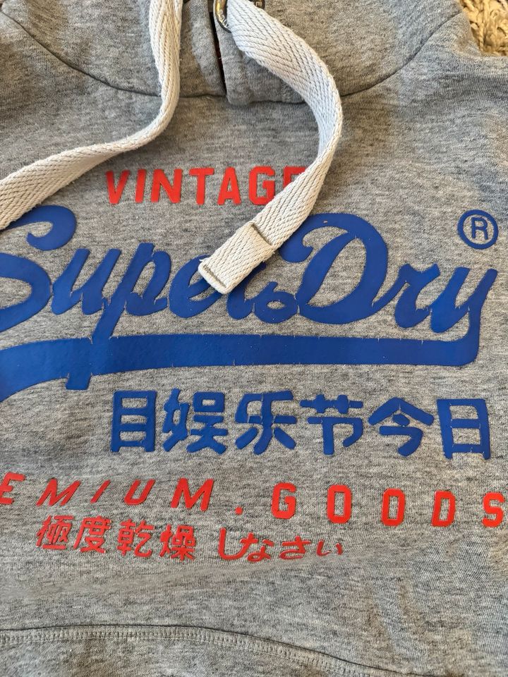 Superdry Hoodie in Hövelhof