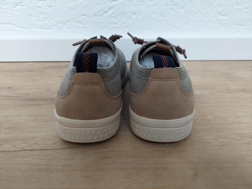 NEU Braune Knit Sneaker Schnürer Halbschuhe Weinbrenner, Gr. 40 in Ergoldsbach