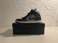 Air Jordan 1 Mid mit Original Karton Nordrhein-Westfalen - Leichlingen Vorschau