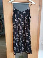 Kleid mit Blumenmuster Niedersachsen - Cuxhaven Vorschau