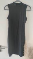 Kleid schwarz stretch Midikleid Stehkragen NEW LOOK Gr. 12 ca. 38 Baden-Württemberg - Konstanz Vorschau