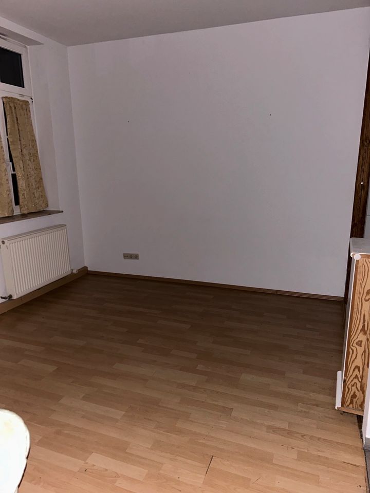 4 Zimmer Wohnung in geisenheim auch als WG in Wiesbaden