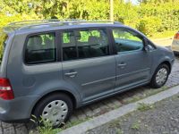 VW Touran 2.0 FSI 6 Gang Sachsen-Anhalt - Magdeburg Vorschau